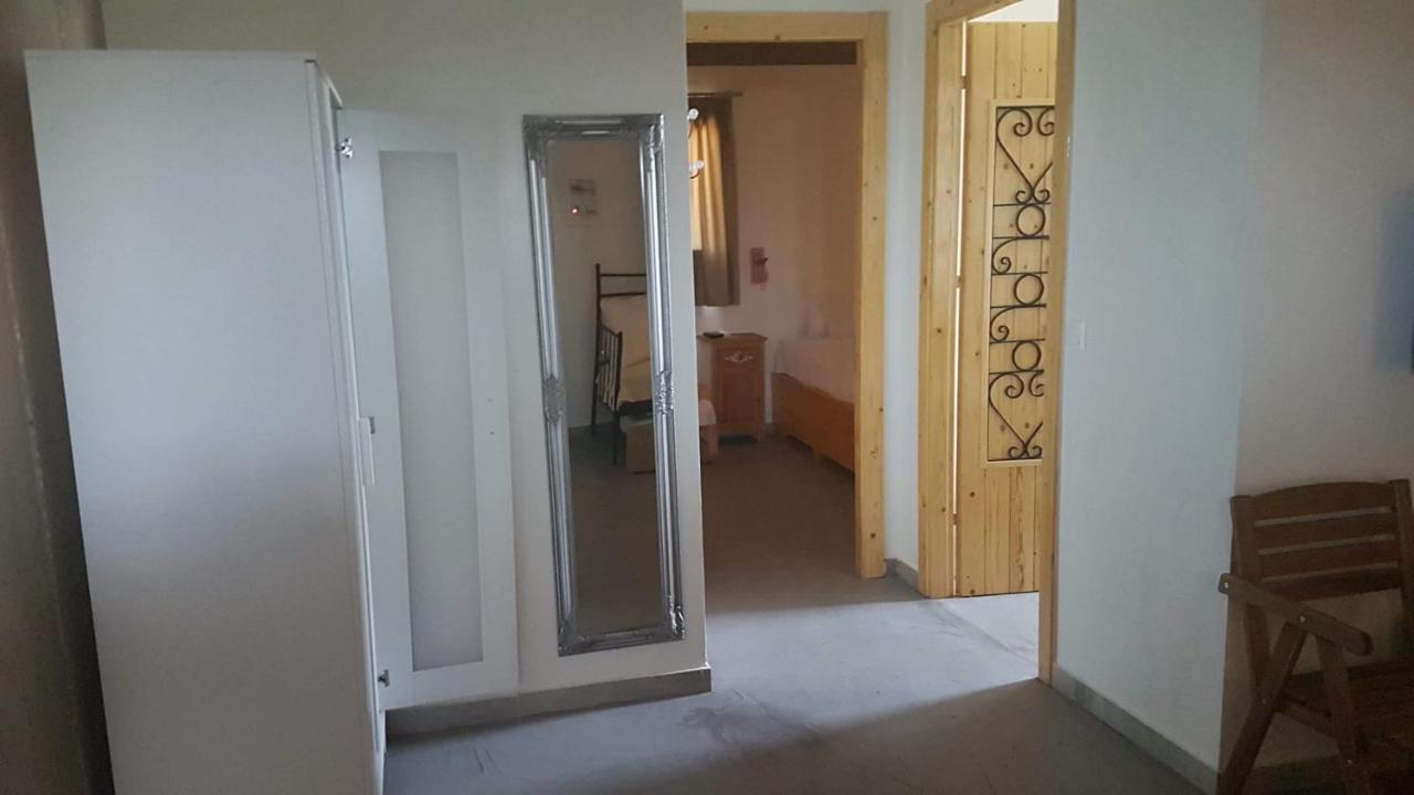 Megalos Kampos Marathopoli Luaran gambar